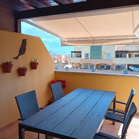 Apartamento Brisas Fuerteventura: Optic Fiber,solarium,bbq Corralejo