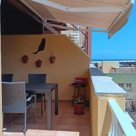 Apartament Brisas Fuerteventura: Optic Fiber,solarium,bbq Corralejo
