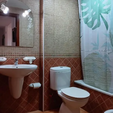 Brisas Fuerteventura: Optic Fiber,solarium,bbq