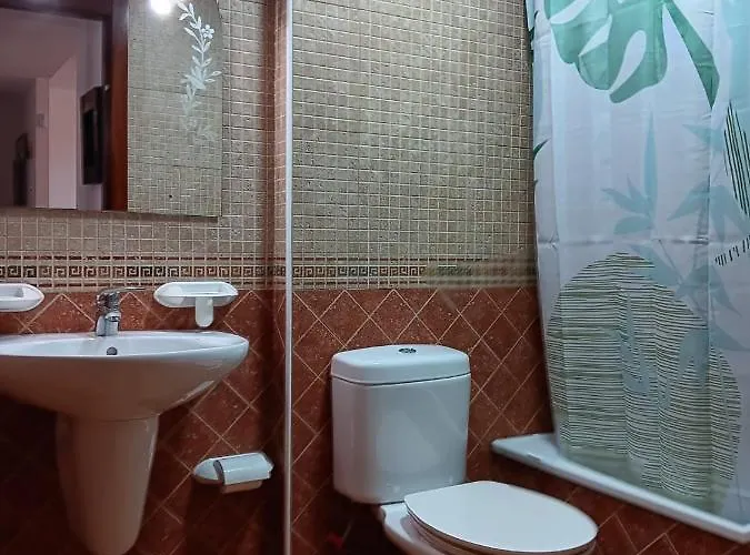 Brisas Fuerteventura: Optic Fiber,solarium,bbq